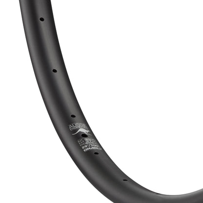 Gnarly 30mm Internal Carbon Mtb Rim Close Up