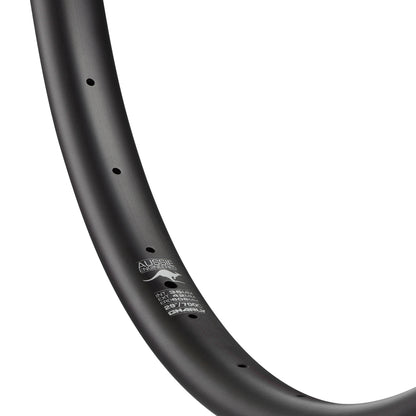 Gnarly 35mm Internal Carbon Mtn Bike Rim Close Up