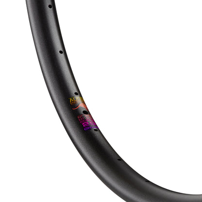 Gnarly Pipeline Spectrum Gray 30mm Internal Alloy Mtn Bike Rim Close Up